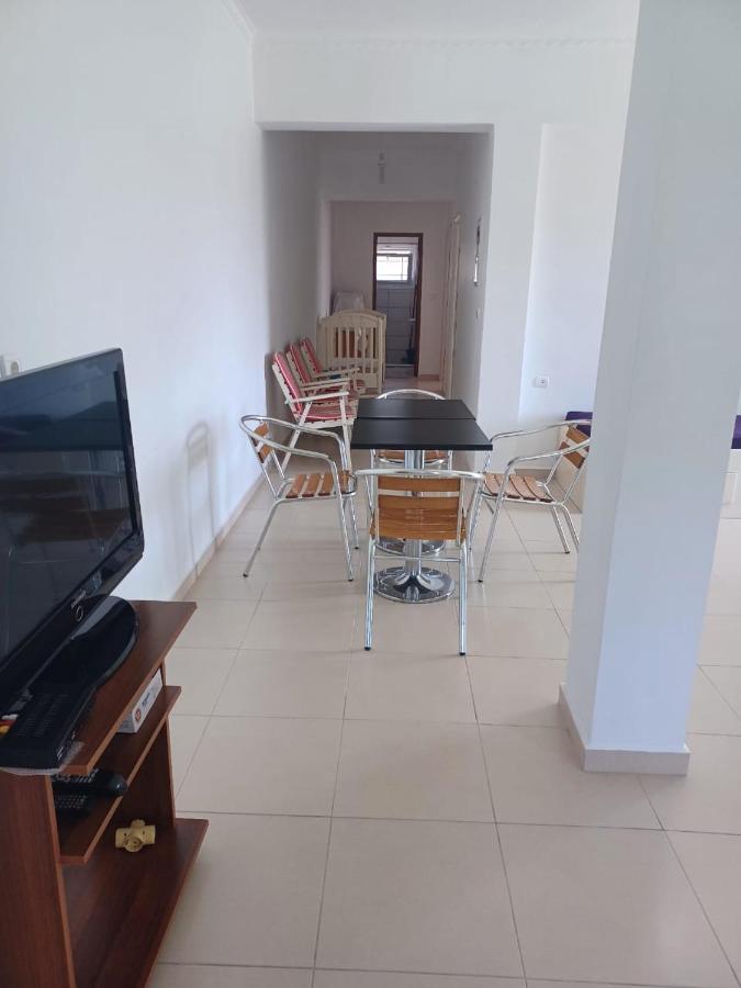 Apartamente Gleni Sarandë Esterno foto