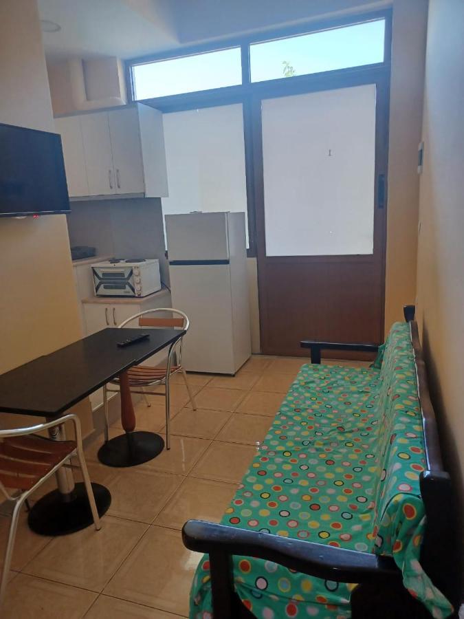 Apartamente Gleni Sarandë Esterno foto