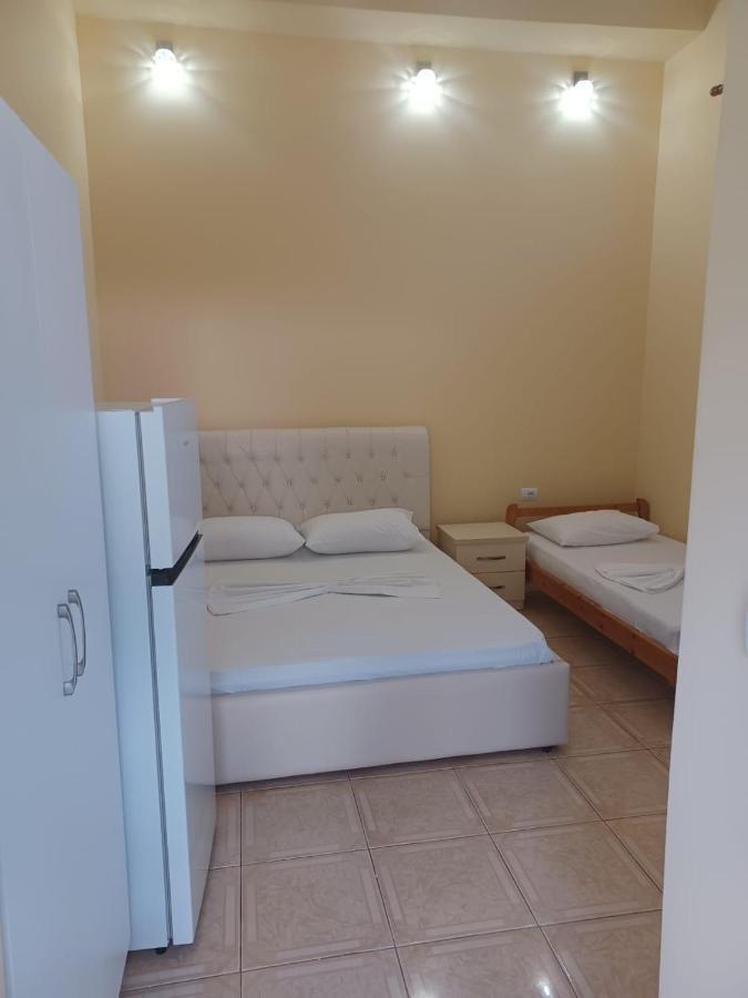 Apartamente Gleni Sarandë Esterno foto